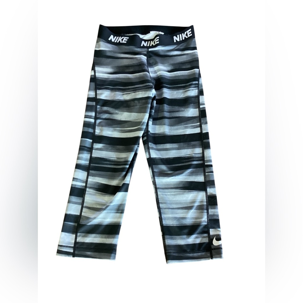 Nike‎ Womens Dri-FIT Black Gray Striped Cropped Leggings Size Small Activewear